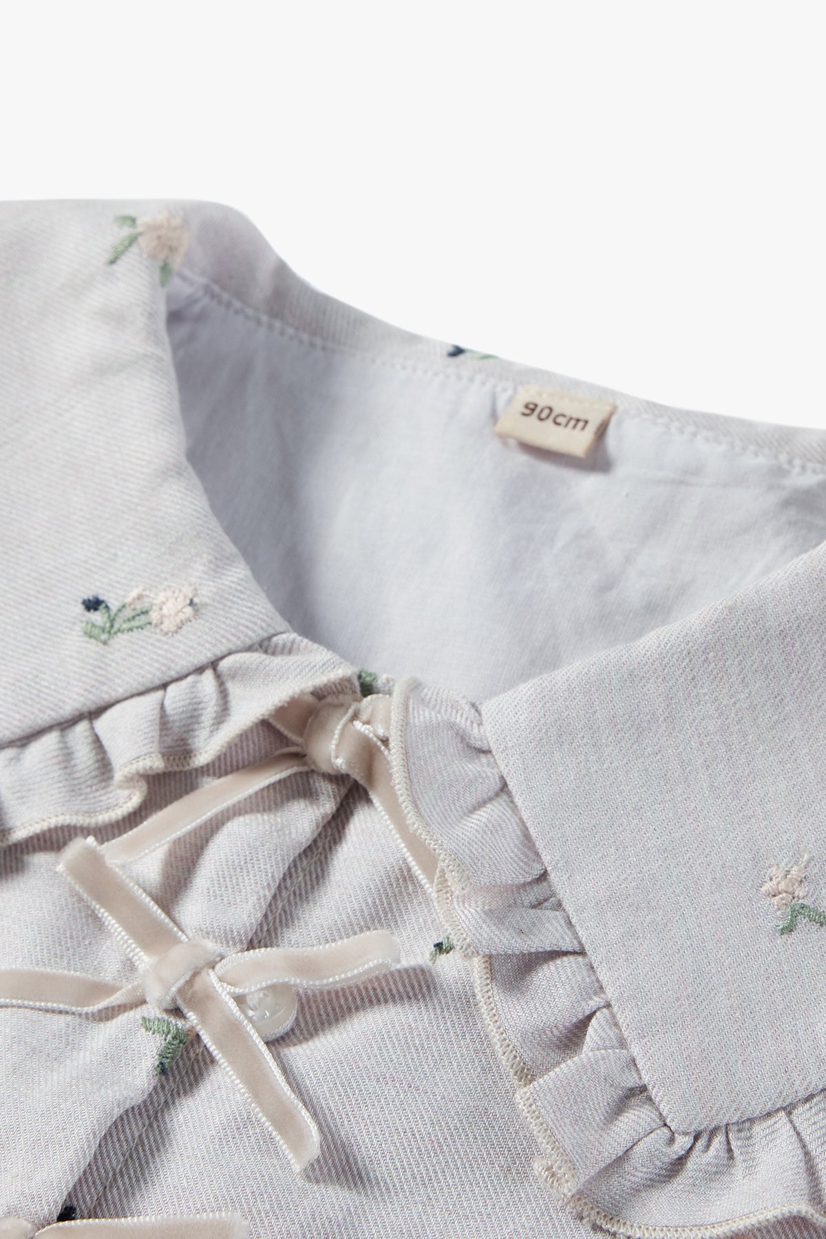 Rose Embroidered Blouse Mist Gray - Detail