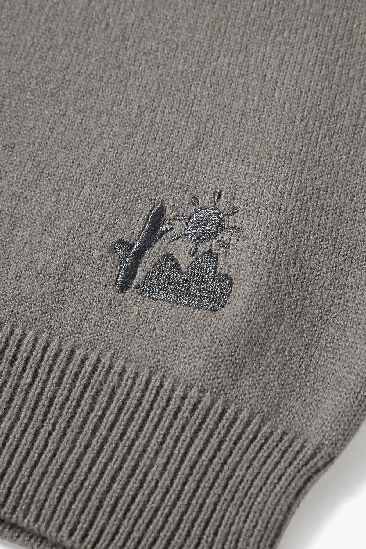 Cloud Knit Top Mist Grey - Detail