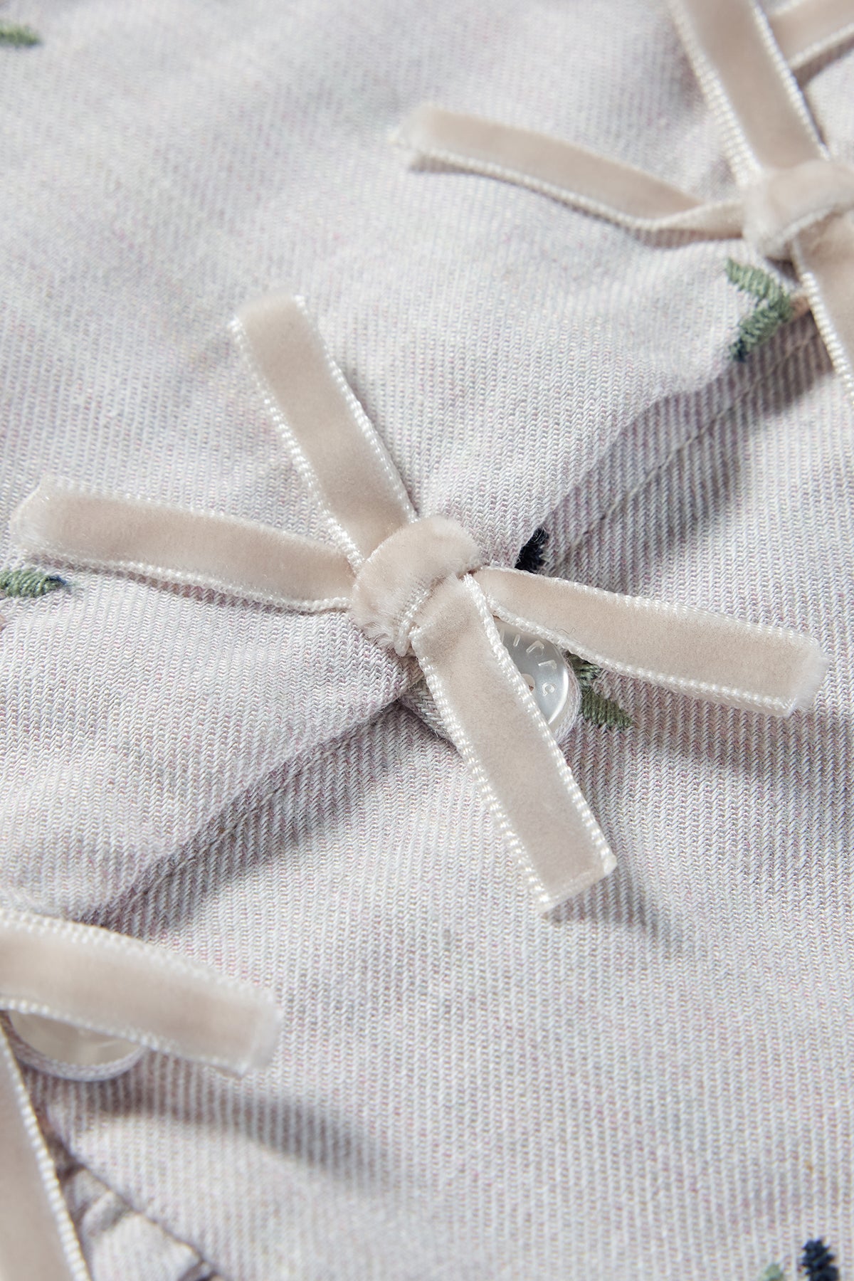 Rose Embroidered Blouse Mist Gray - Detail