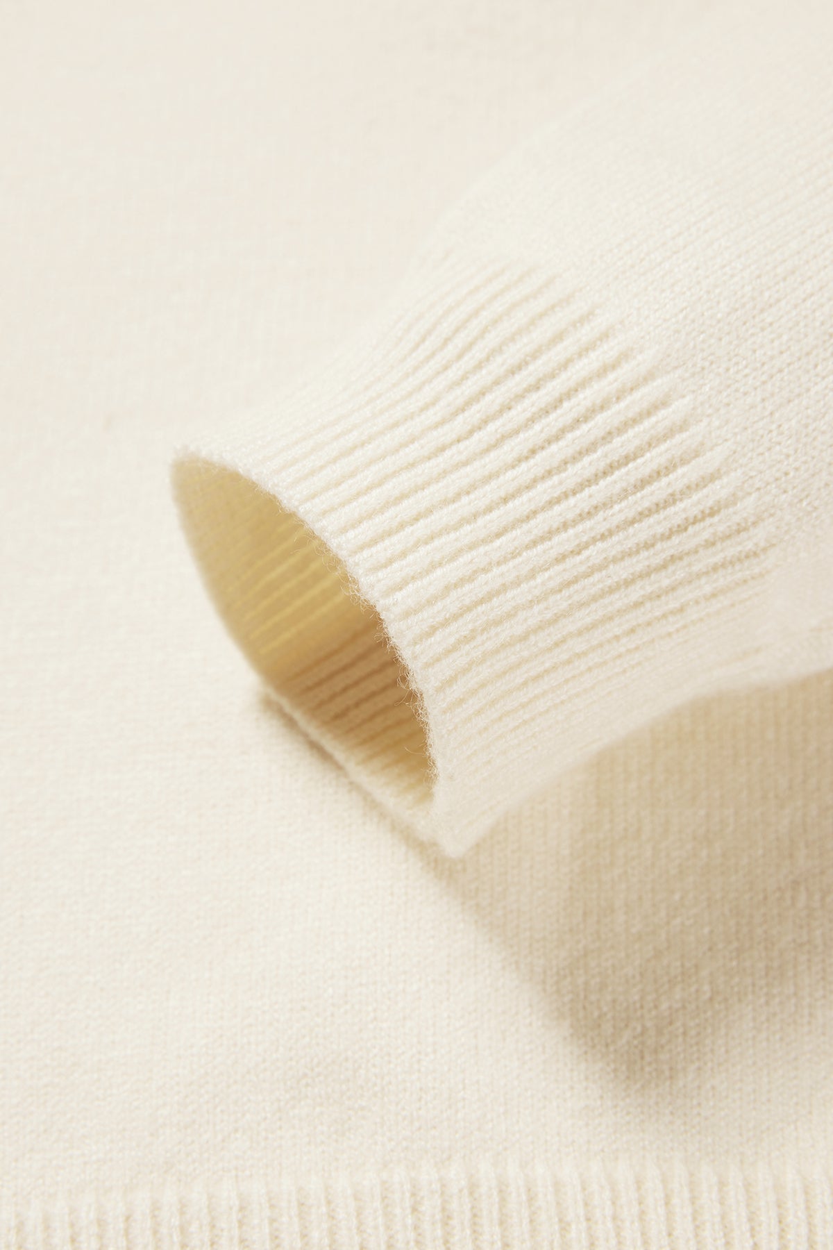 Cloud Knit Top Cream White - Detail