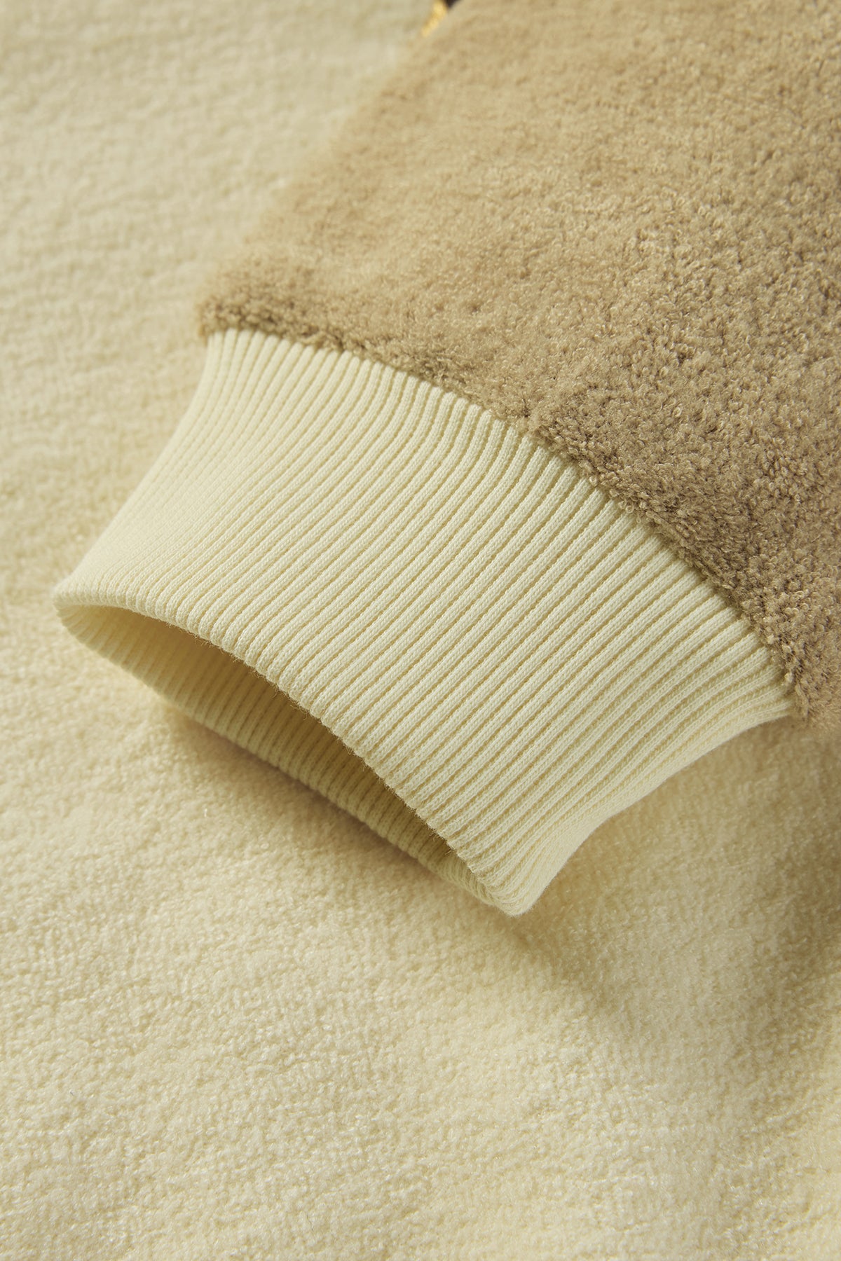 Teddy Fleece Hoodie Khaki - Detail
