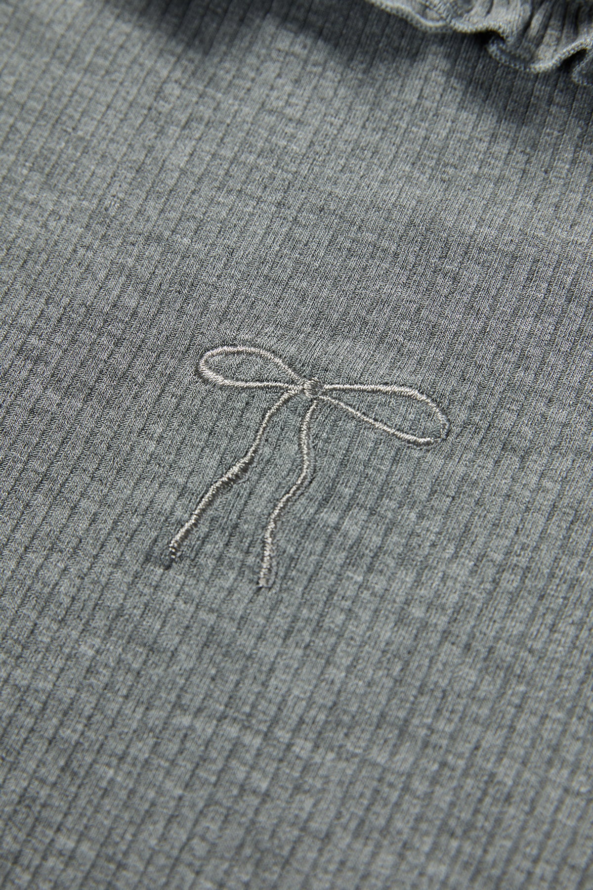 Lace Trim Top Heather Grey - Detail