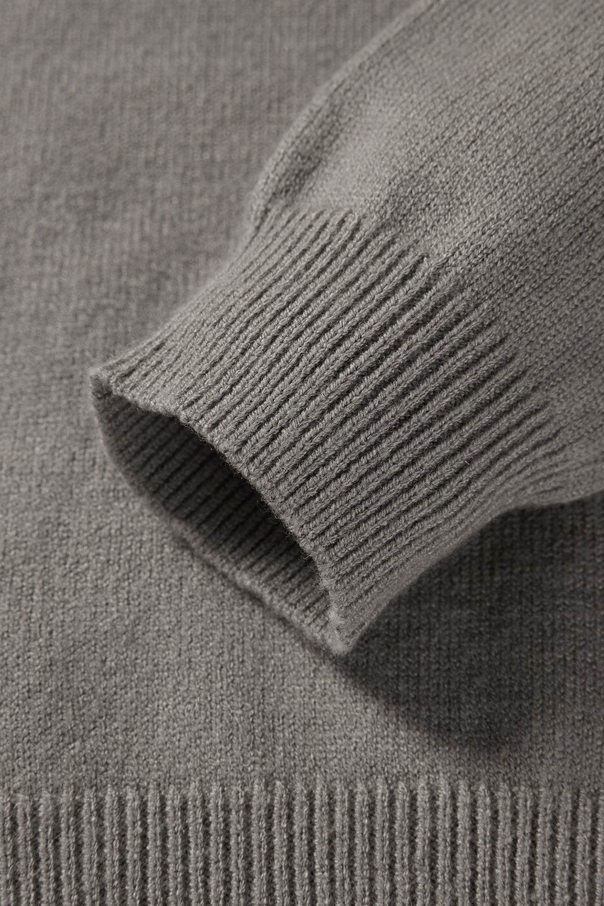 Cloud Knit Top Mist Grey - Detail