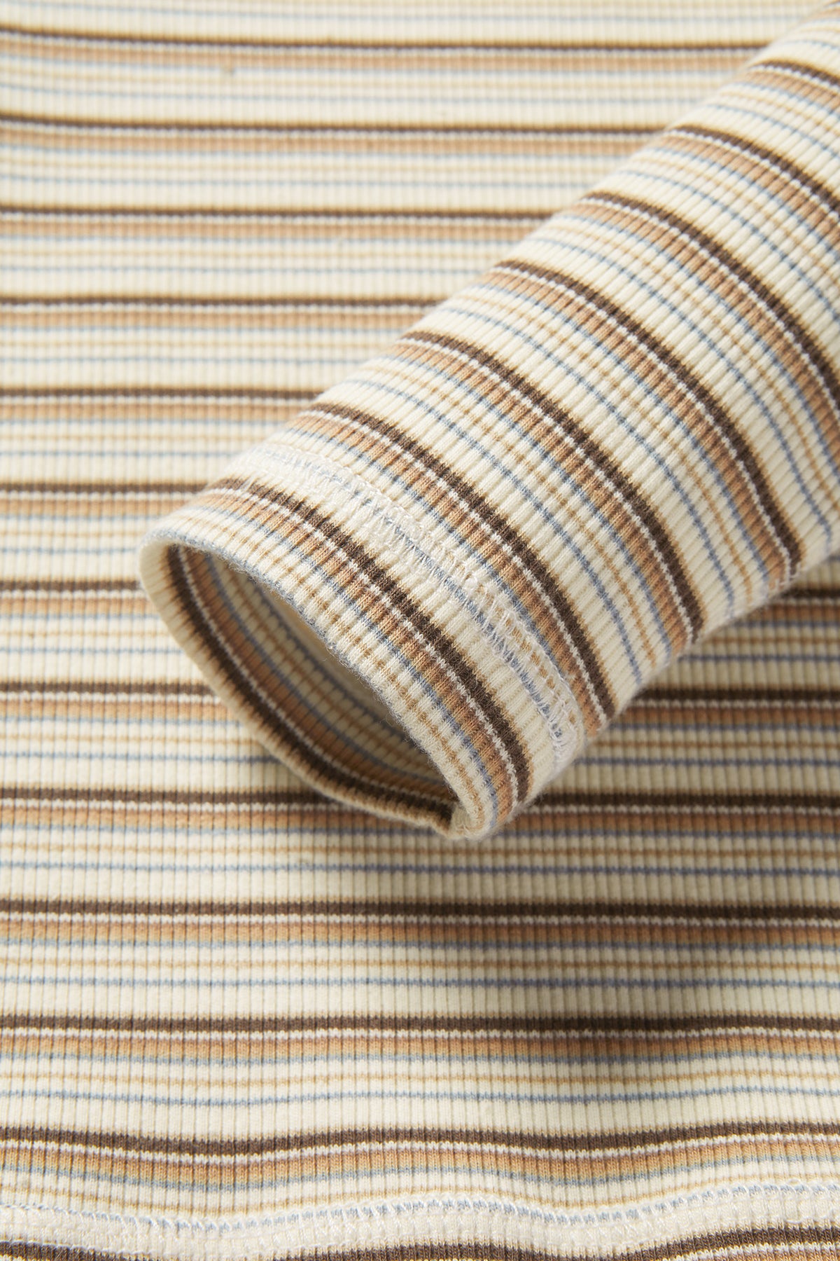 Rainbow Stripe Seamless Top Apricot - Detail