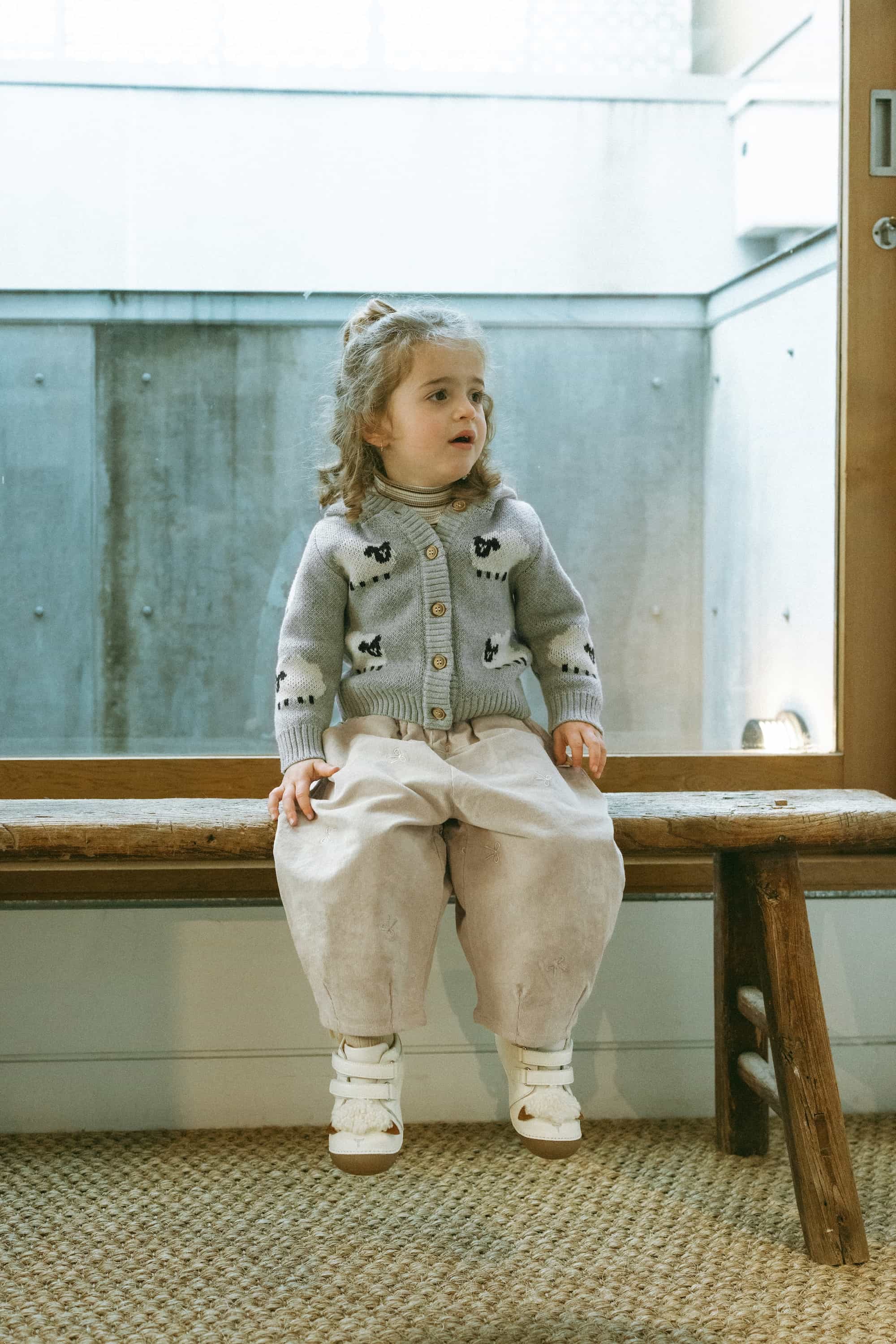 Cloud-Soft Knit Cardigan Heather Grey - Model