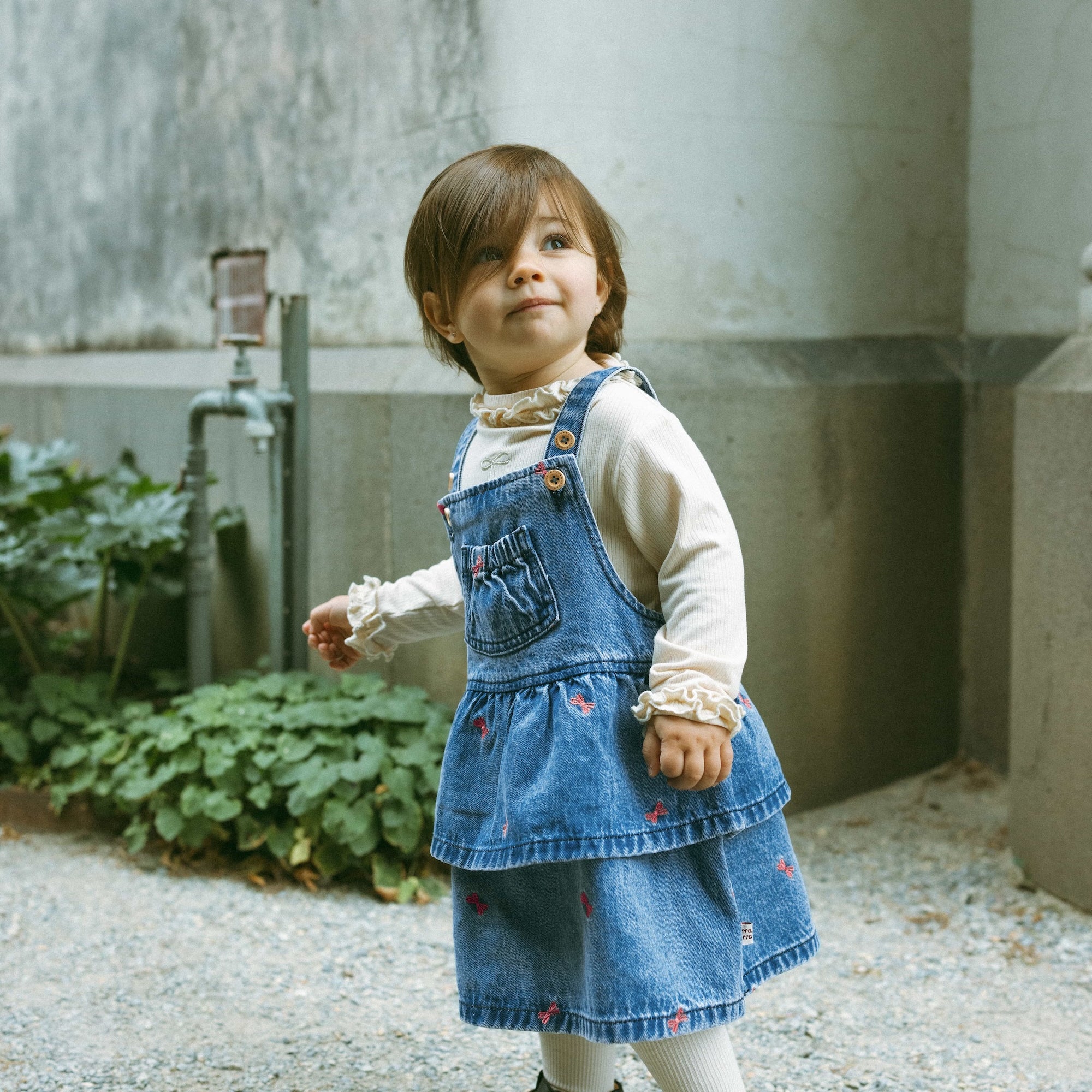 Bow Embroidered Denim Jumper Skirt Denim - Model
