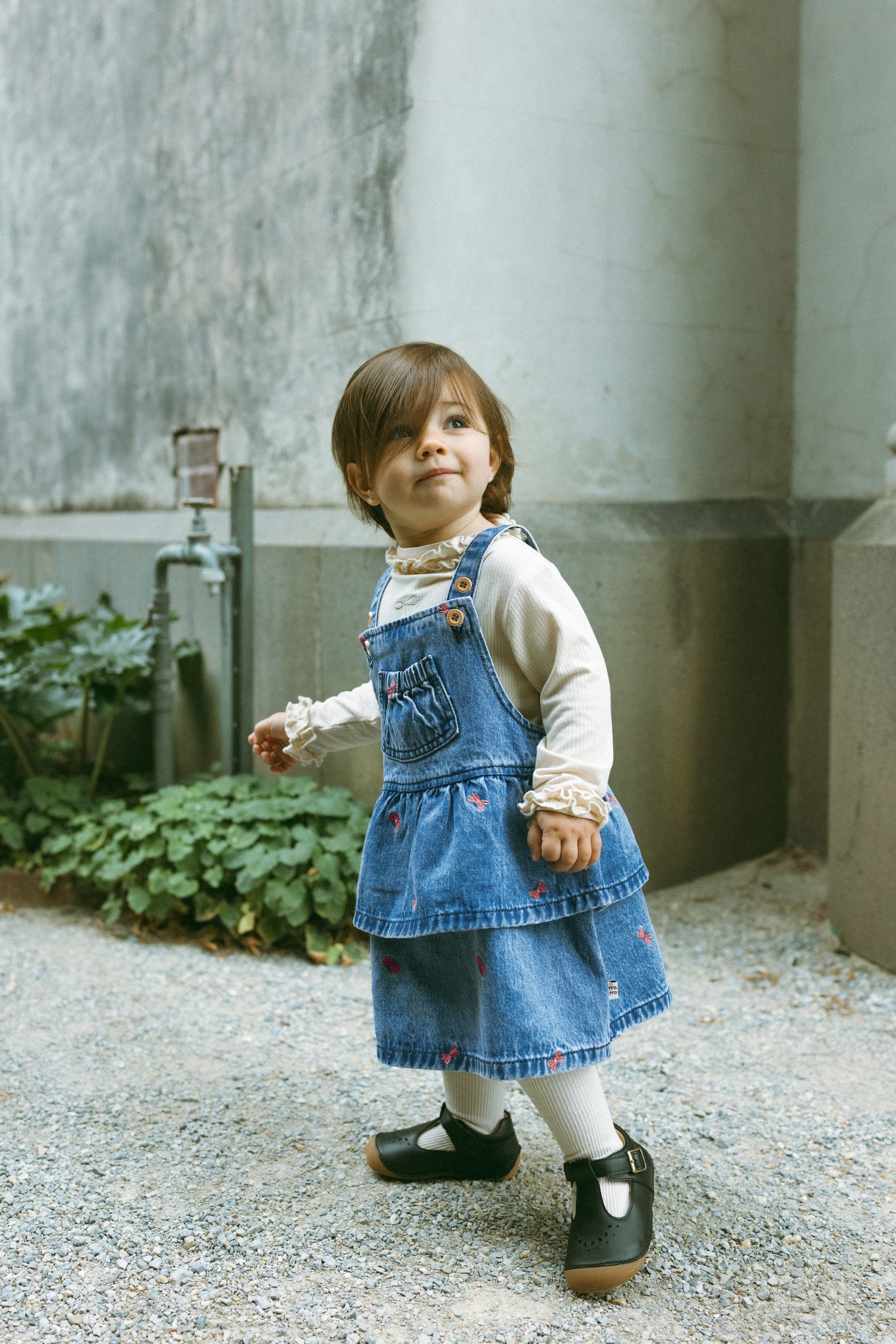 Bow Embroidered Denim Jumper Skirt Denim - Model