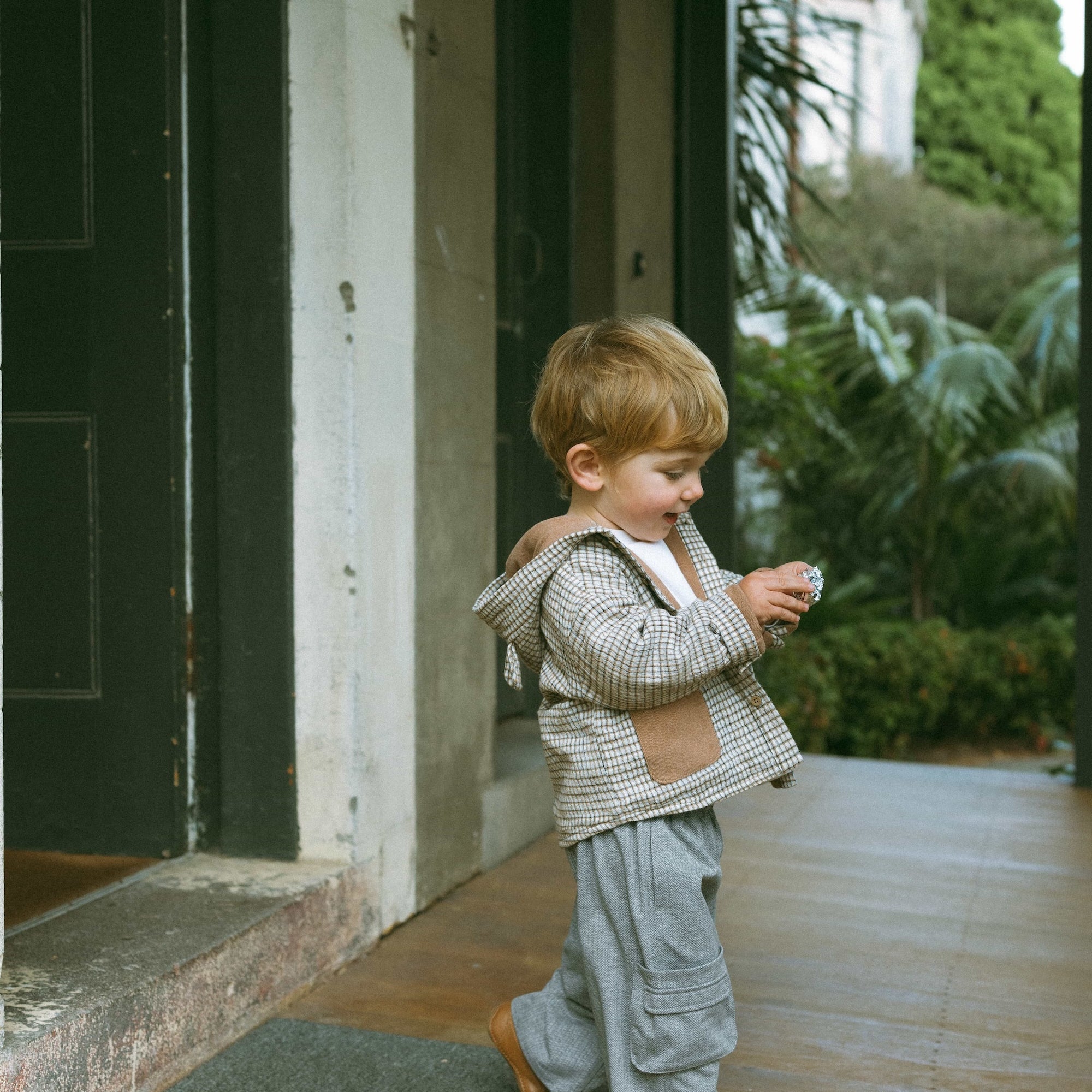 Gray Herringbone Pocket Pants Mid Gray - Model
