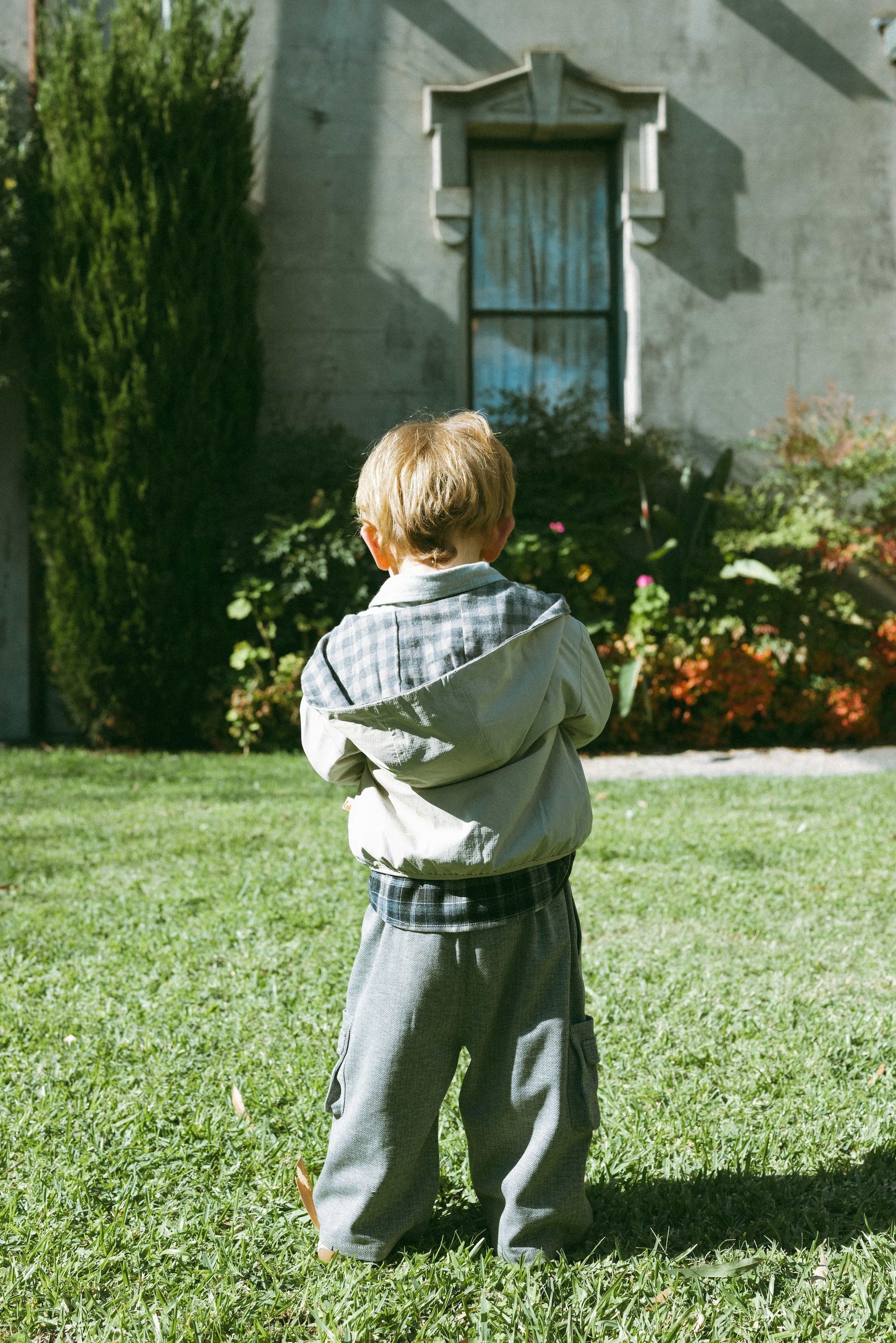 Gray Herringbone Pocket Pants Mid Gray - Model
