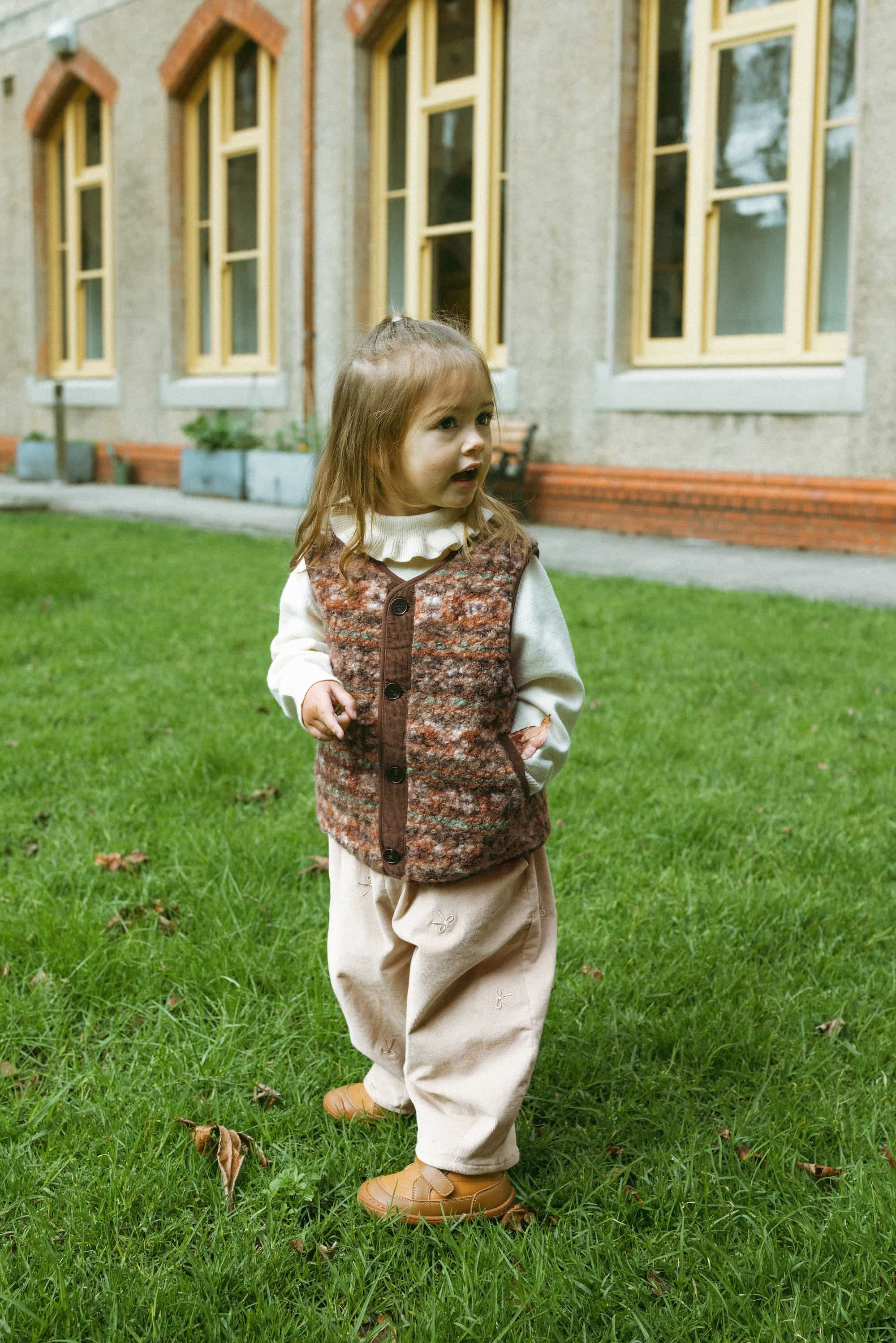 Embroidered Bow Balloon Pants Khaki - Model