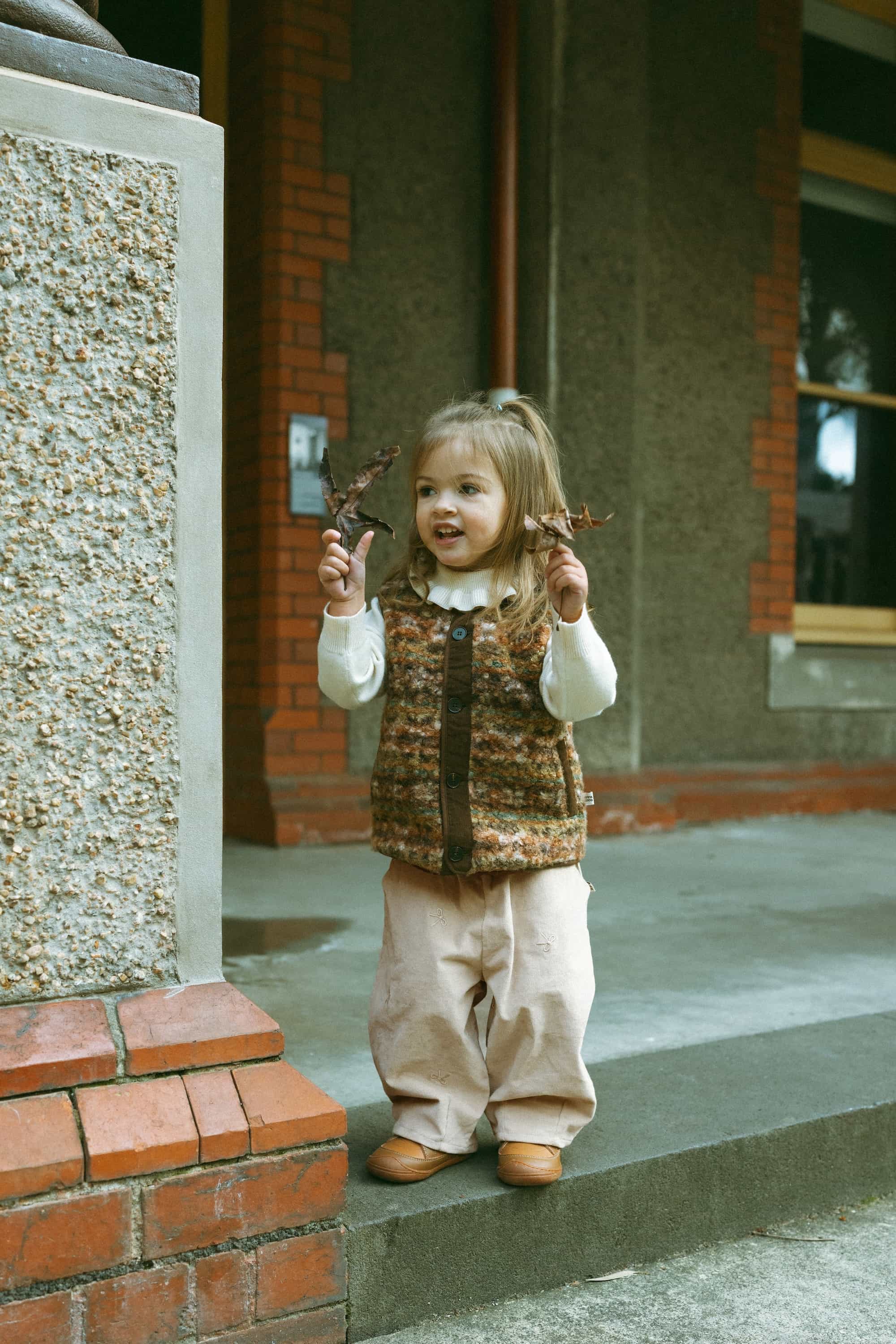 Embroidered Bow Balloon Pants Khaki - Model
