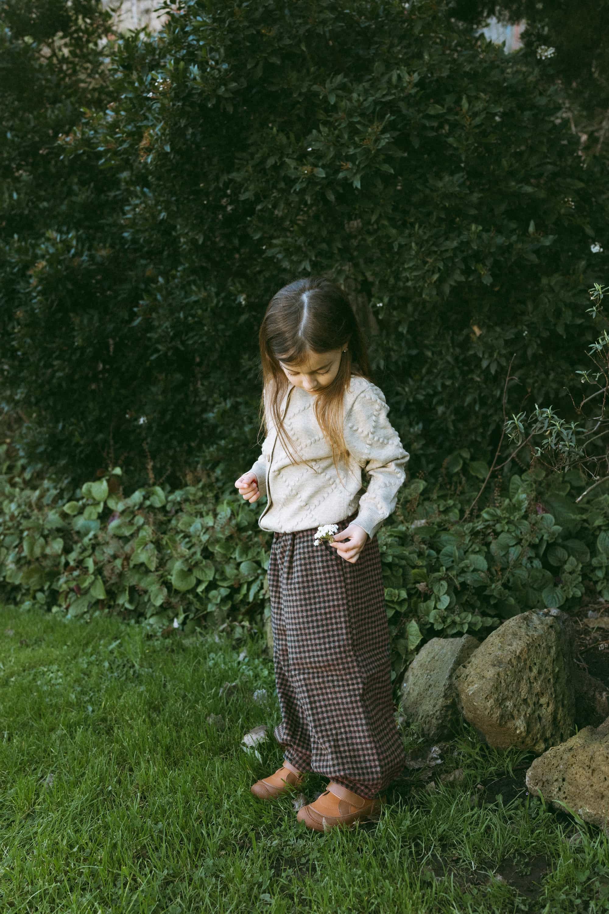 Cozy Merino Plaid Pants Brown - Model