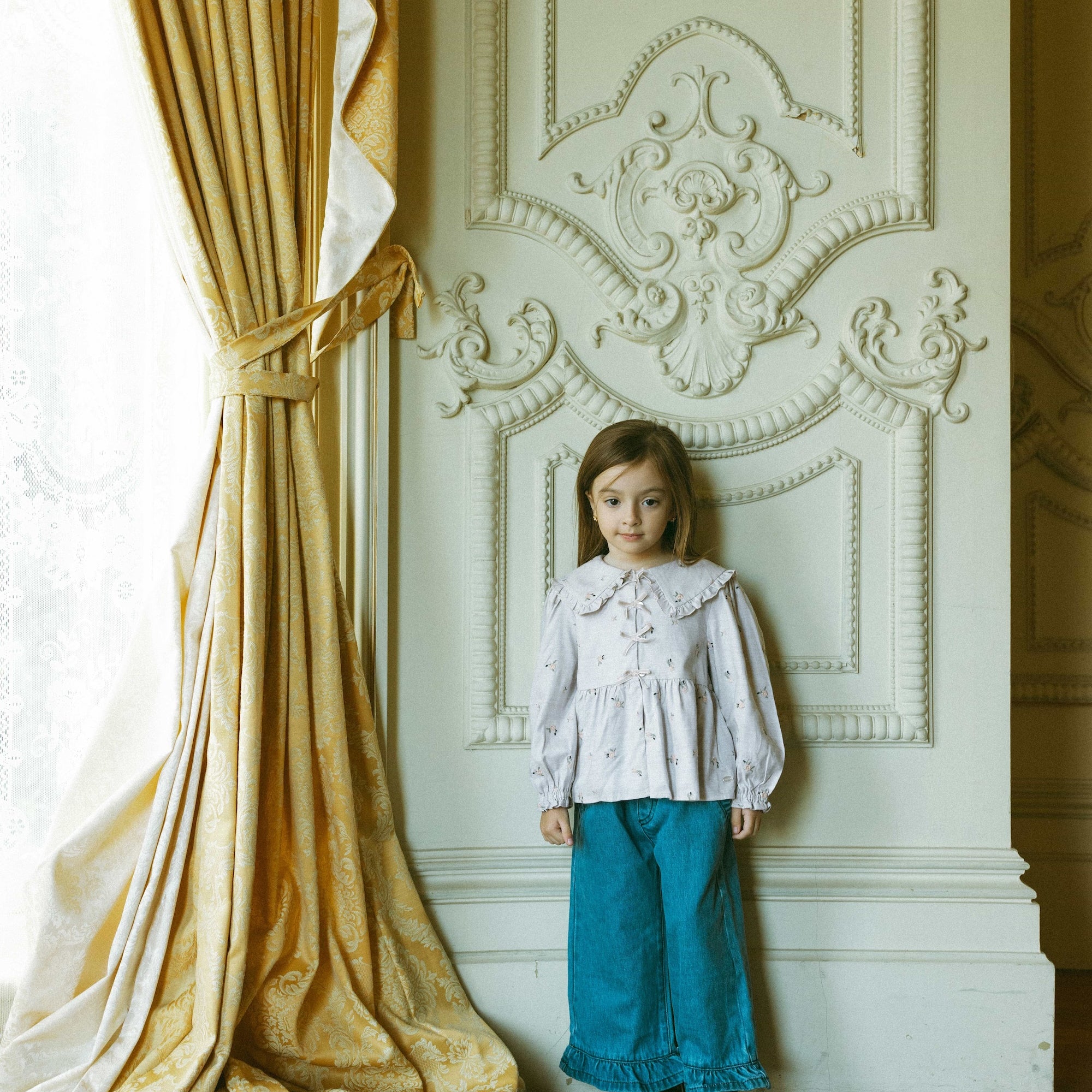 Rose Embroidered Blouse Mist Gray - Model