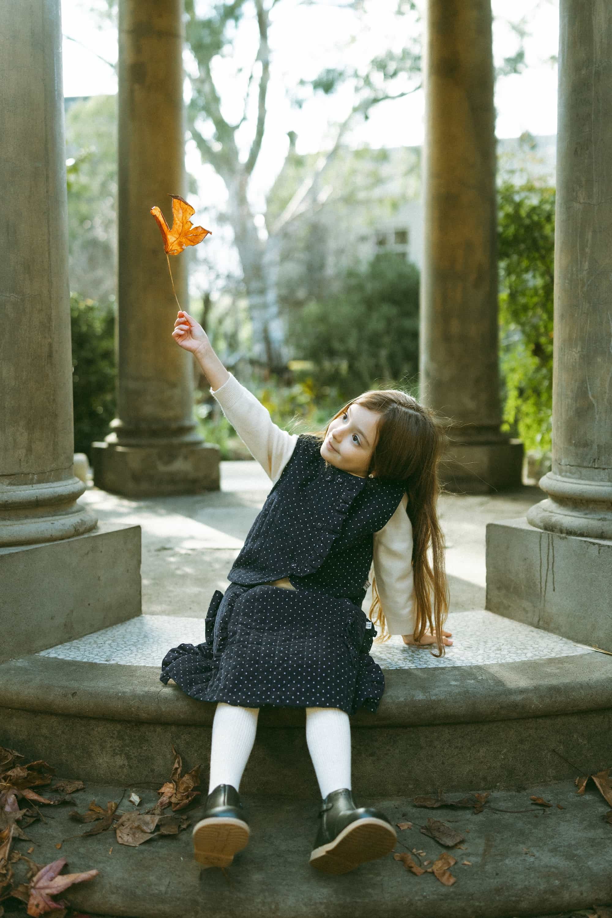 Polka Dot Corduroy Vest Navy - Model