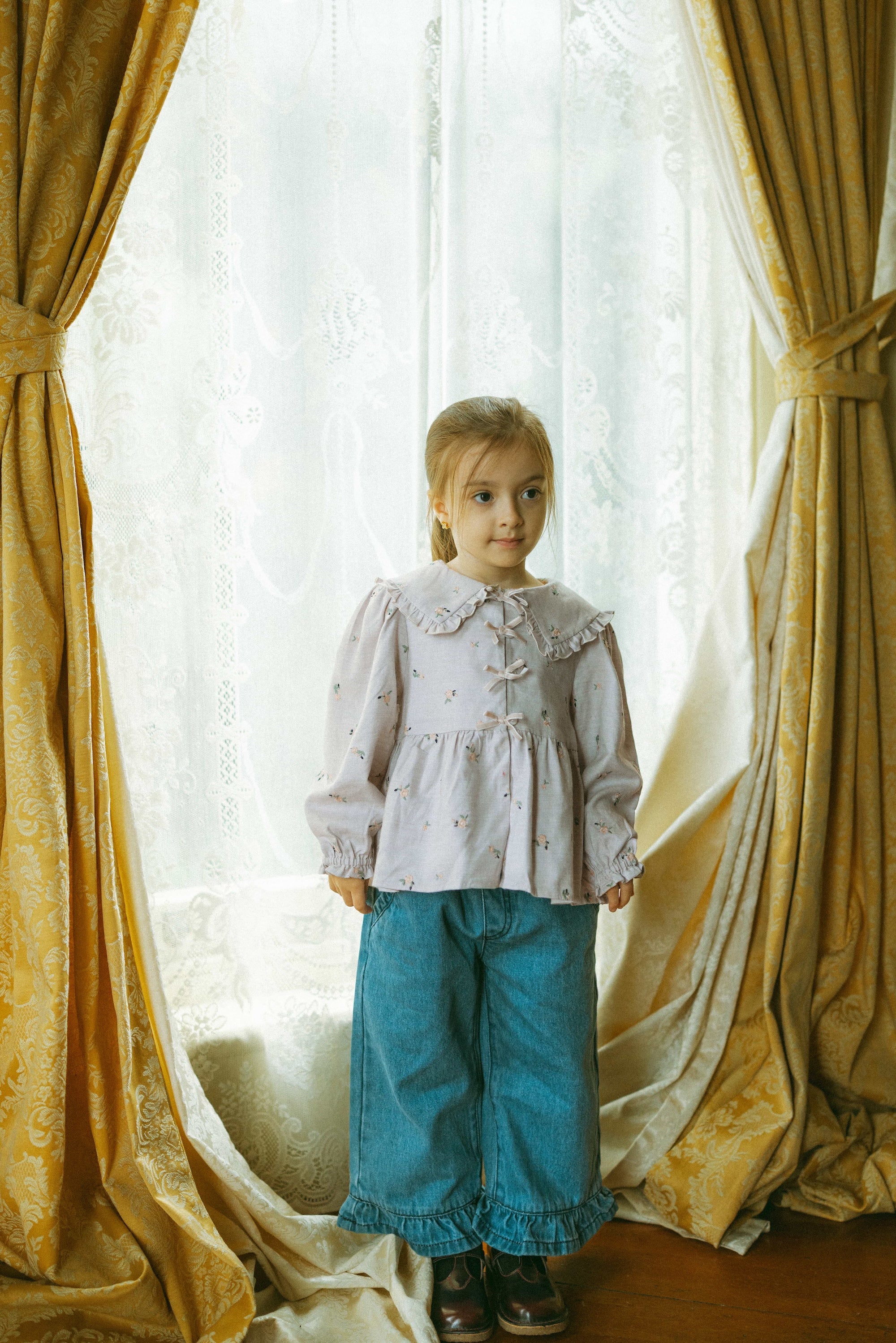 Rose Embroidered Blouse Mist Gray - Model