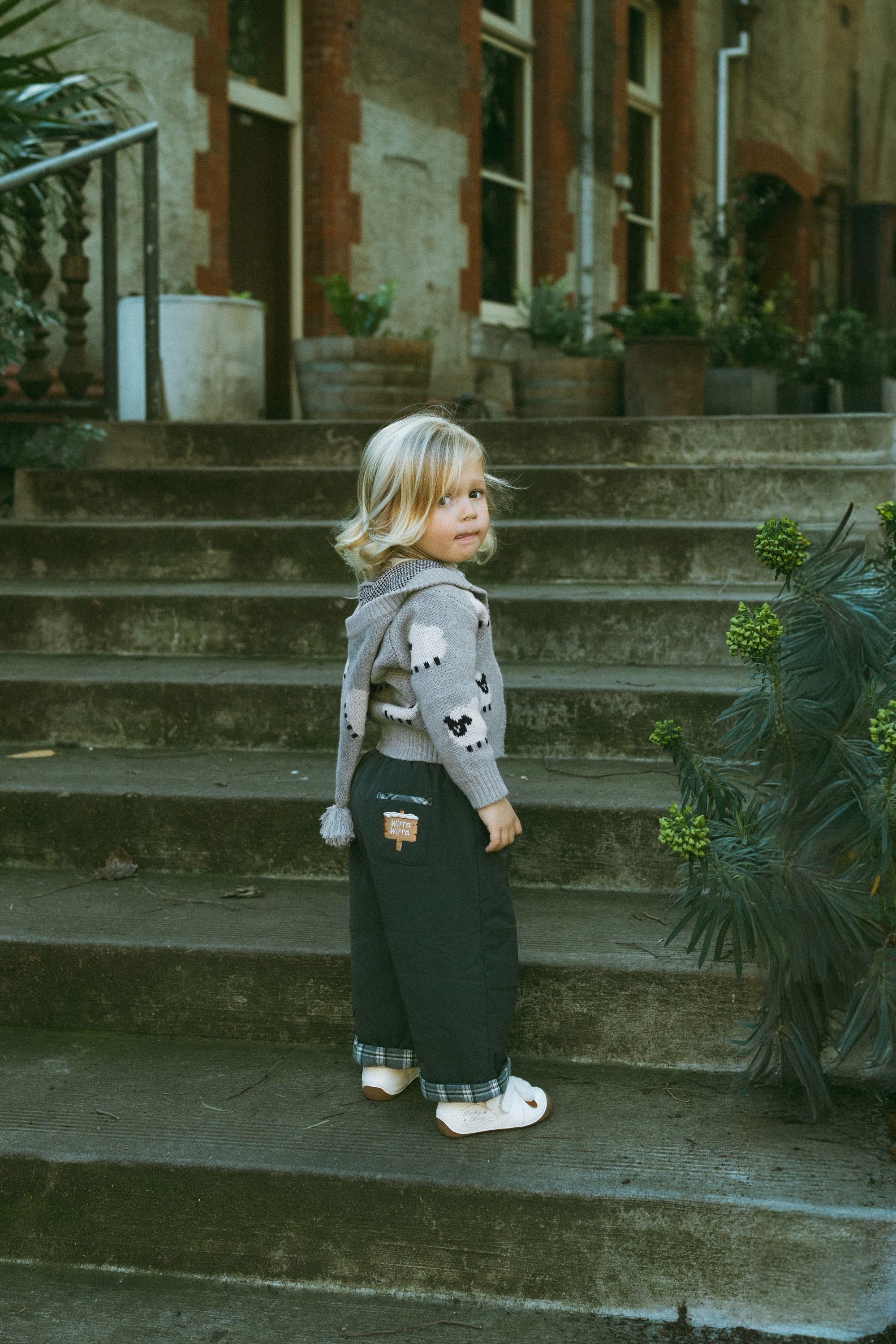 Cloud-Soft Knit Cardigan Heather Grey - Model
