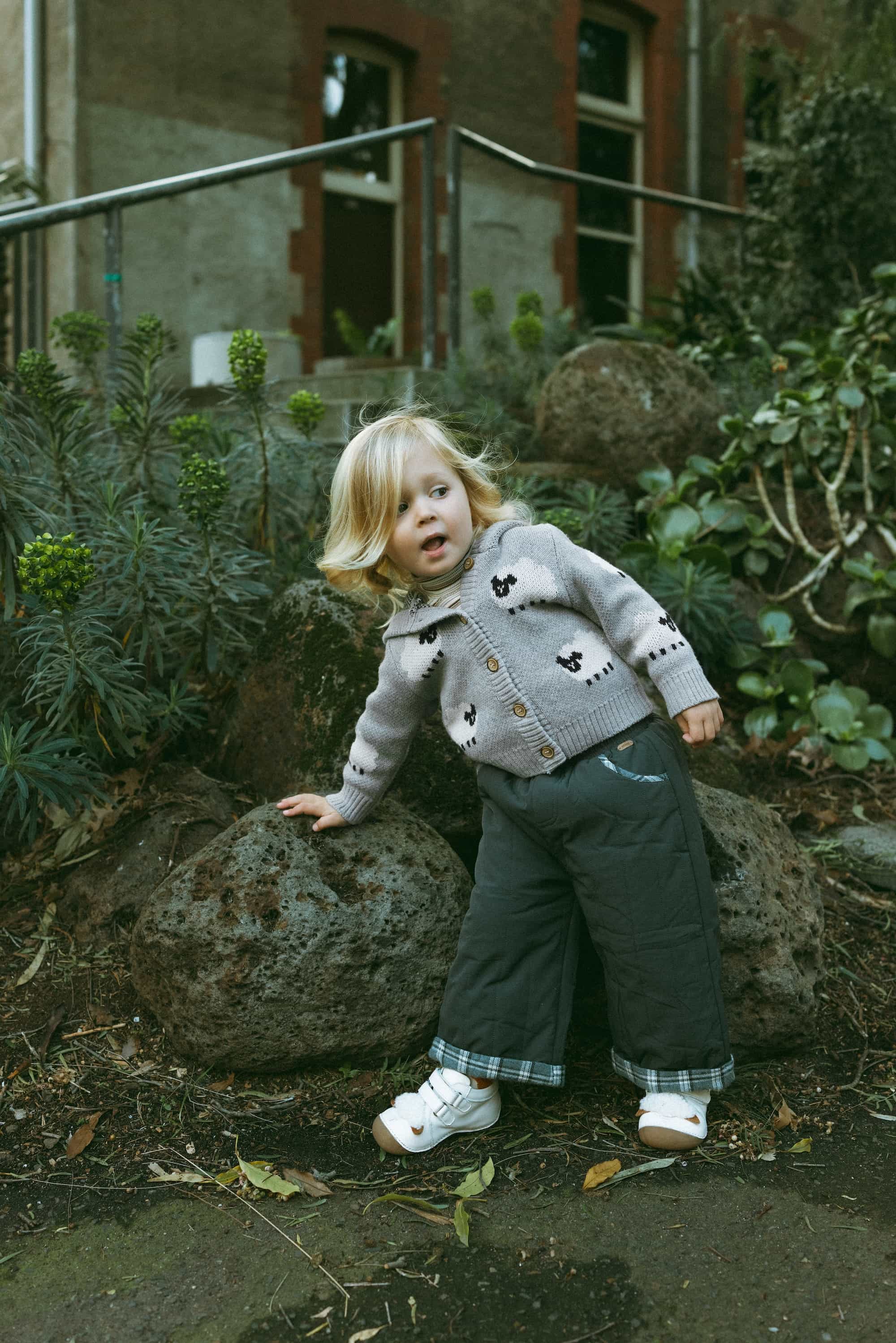 Cloud-Soft Knit Cardigan Heather Grey - Model